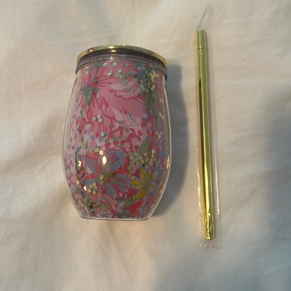 Lilly Pulitzer glitter plastic  tumbler with straw 11.8 oz.